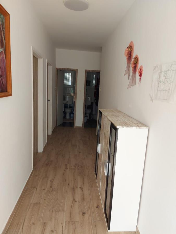 Apartment Valeria 洛帕 外观 照片