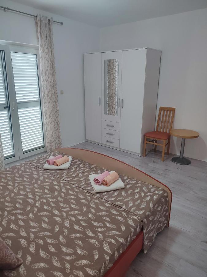 Apartment Valeria 洛帕 外观 照片