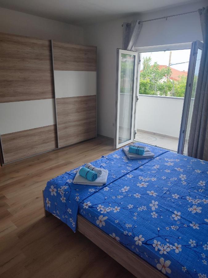 Apartment Valeria 洛帕 外观 照片