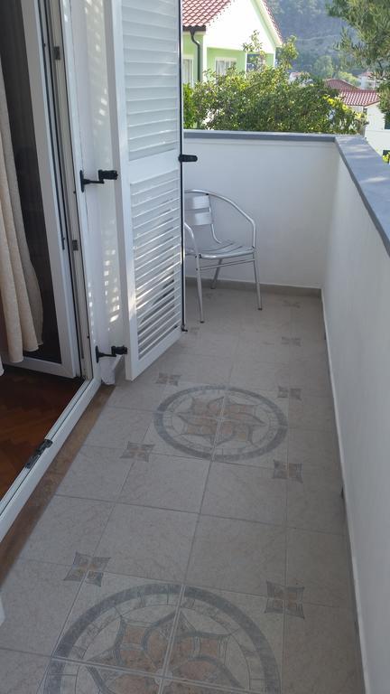Apartment Valeria 洛帕 外观 照片